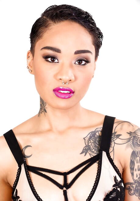 Foxy american dark hair Honey Gold in sexy undies shows small tits and spreads her legs 